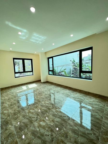 BÁN NHÀ NGÕ 531 BÁT KHỐI LONG BIÊN - 3 TẦNG - MẶT TIỀN 5M