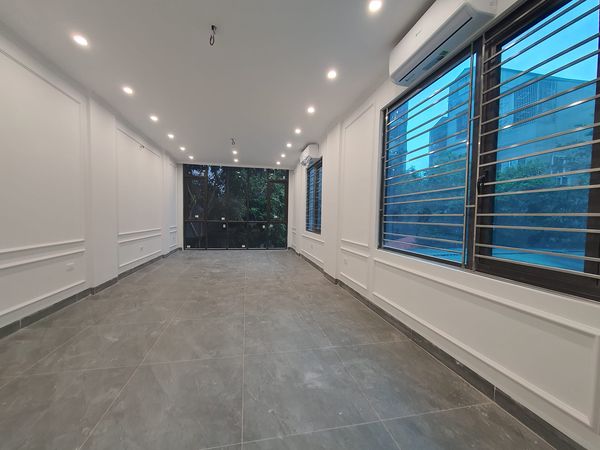 BÁN NHÀ NGÕ 99 ÁI MỘ LONG BIÊN 49M2 - 5 TẦNG - MẶT TIỀN 4.5M