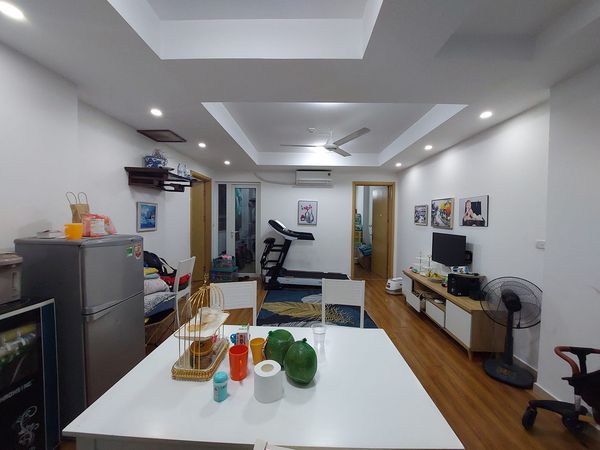 BÁN NHÀ NGÕ 4 Ô CÁCH LONG BIÊN 56M2 - 5 TẦNG - MẶT TIỀN 4.6M - 6.75 TỶ