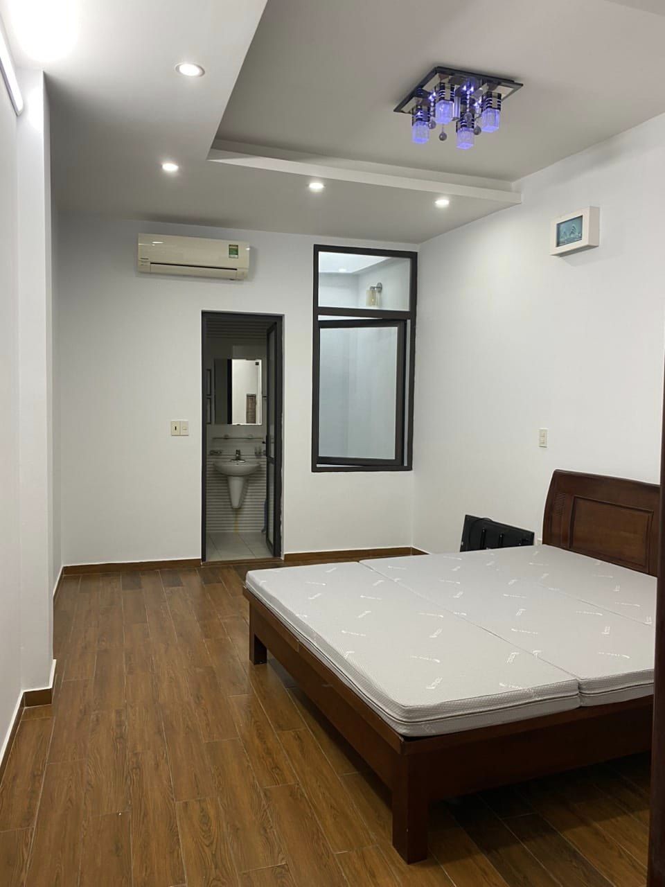 BÁN NHÀ THÁI THỊNH 57M2- CÁCH PHỐ 15M-TẶNG NỘI THẤT- GIÁ 6,5 TỶ