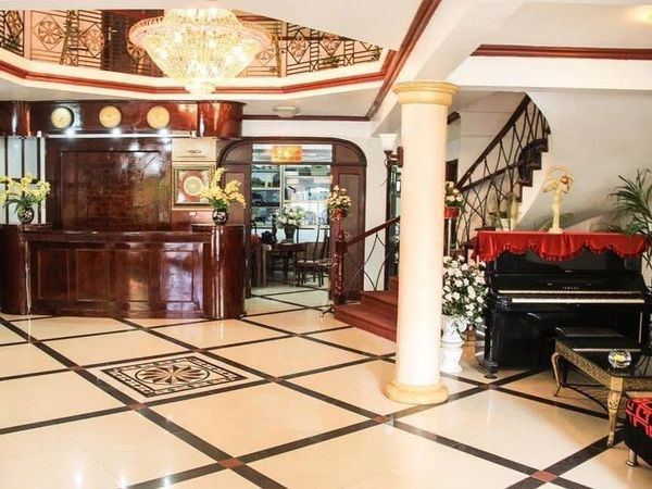 BÁN NHÀ ĐƯỜNG NGUYỄN VĂN HƯỞNG LONG BIÊN 90M2 - 6 TẦNG - MẶT TIỀN 7.9M - CHỈ 16 TỶ