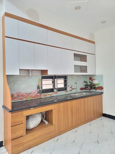 BÁN NHÀ NGÕ 42 Ô CÁCH LONG BIÊN 58M2 - 5 TẦNG - MẶT TIỀN 4.8M - 7.2 TỶ