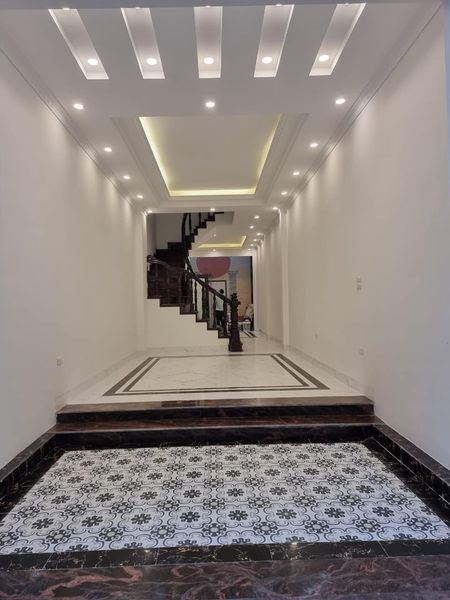 BÁN NHÀ NGÕ 531 BÁT KHỐI LONG BIÊN - 3 TẦNG - MẶT TIỀN 4.6M