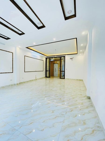 BÁN NHÀ NGÕ 210 ĐỨC GIANG LONG BIÊN 118M2, 6 TẦNG, MẶT TIỀN 5.6M, 12 TỶ