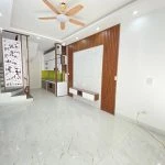 Bán nhà phố Vĩnh Hưng, 5M ô tô, 5 tầng giá 3.5 tỷ