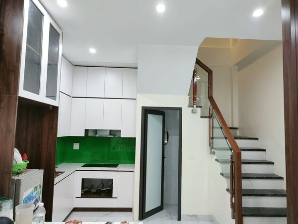 BÁN NHÀ NGÕ 204 CỔ LINH LONG BIÊN 41M2 - 5 TẦNG - MẶT TIỀN 4.1M