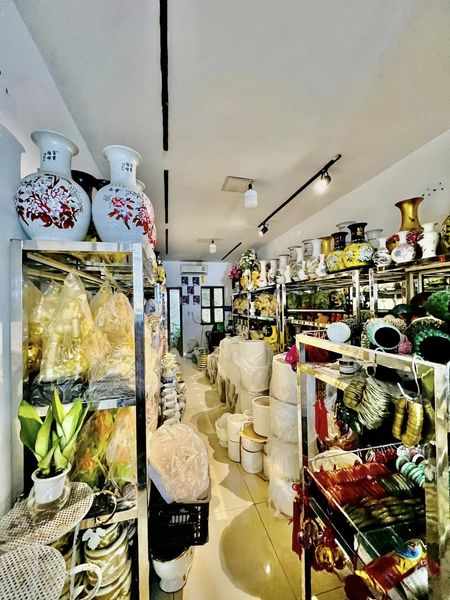 Nhà Đep Hoàng Ngân 60m x7 tầng thang máy KD đẳng cấp oto tránh giá chỉ 12.5 tỷ