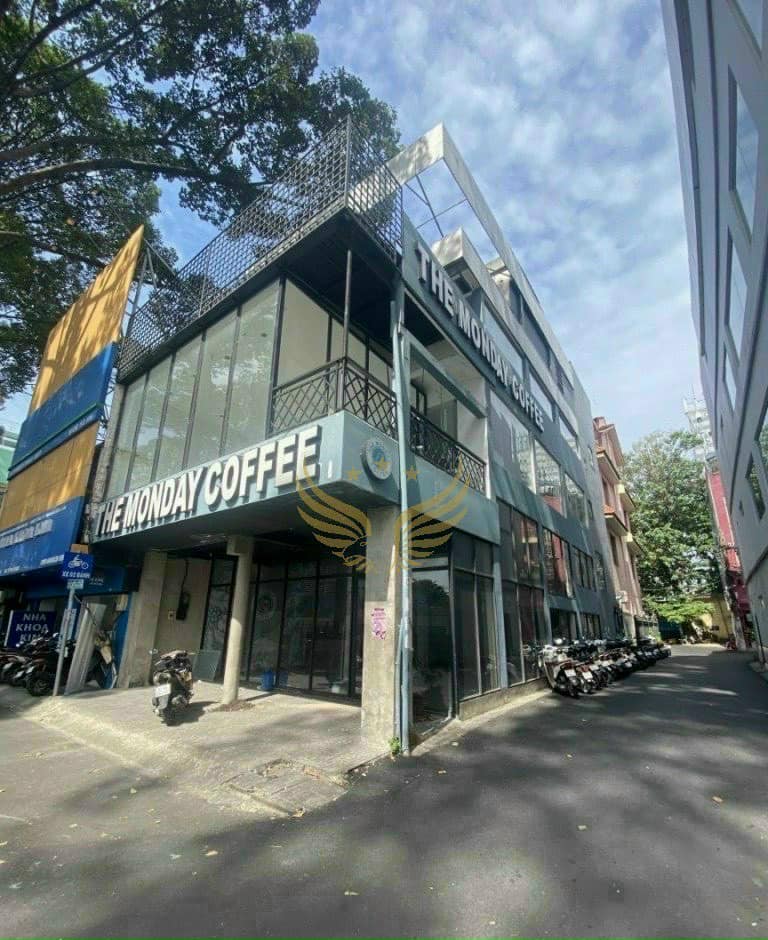 Cho thuê nhà GÓC 2MT số 392-394 đường 3/2, Phường 12, Quận 10-8x22m 4 tầng 160tr/th