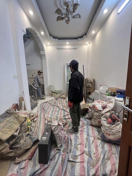 BÁN NHÀ NGÕ 163 NGUYỄN VĂN CỪ LONG BIÊN 54M2 - 6 TẦNG - MẶT TIỀN 5.7M