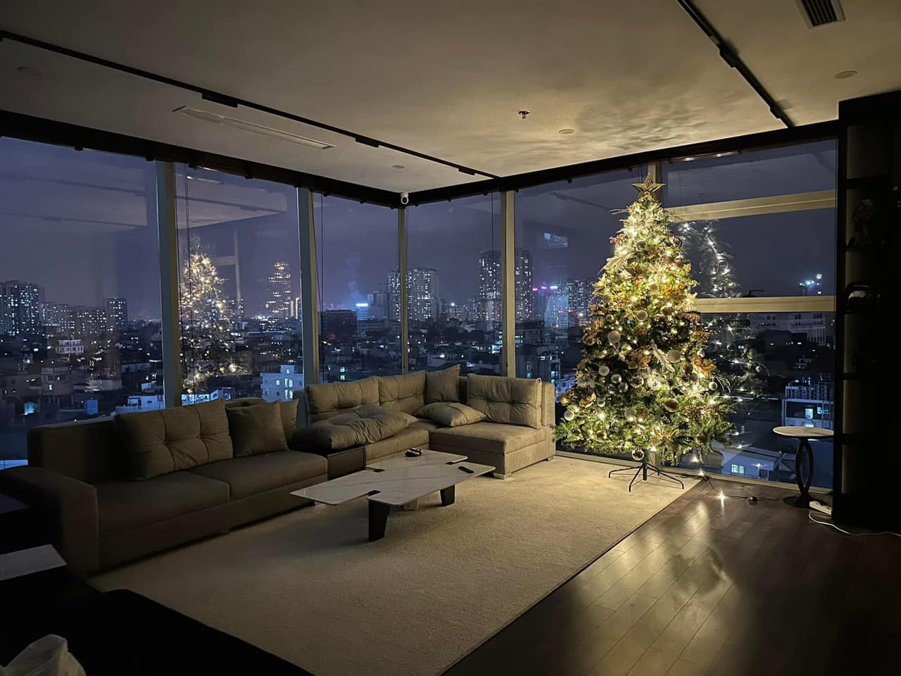 BÁN CĂN 3PN THE NINE CẦU GIẤY - TRẢ TRƯỚC 45% GTCH - NHẬN NHÀ Ở NGAY/ SỔ ĐỎ LUÔN