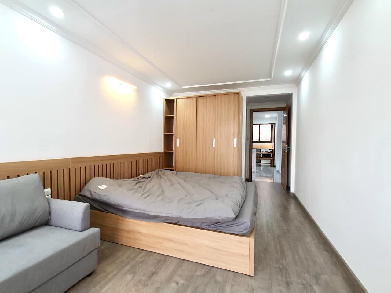 Bán nhà Thái Hà, Đống Đa, 48m2, 10 tỷ, nhà mới ở luôn, kinh doanh, ô tô con đỗ cửa