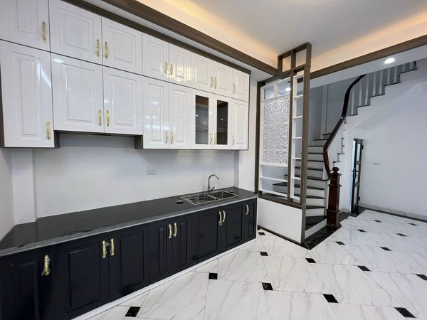 BÁN NHÀ NGÕ 48 NGỌC TRÌ LONG BIÊN 43M, 5 TẦNG, MẶT TIỀN 3.82M, GIÁ CHỈ 5.09 TỶ