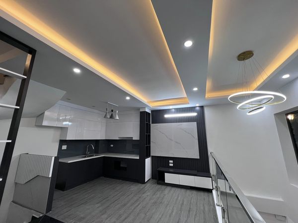 BÁN NHÀ NGÕ 331 BÁT KHỐI LONG BIÊN 60M2 - 4 TẦNG - MẶT TIỀN 6M - GIÁ 6.95 tỷ. NGÕ THÔNG-KINH DOANH-GARA Ô TÔ