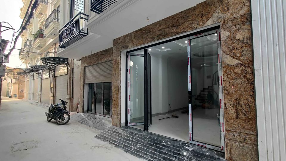 BÁN NHÀ CỔ LINH- LONG BIÊN - HÀ NỘI. NGAY CẠNH AEON MALL LONG BIÊN