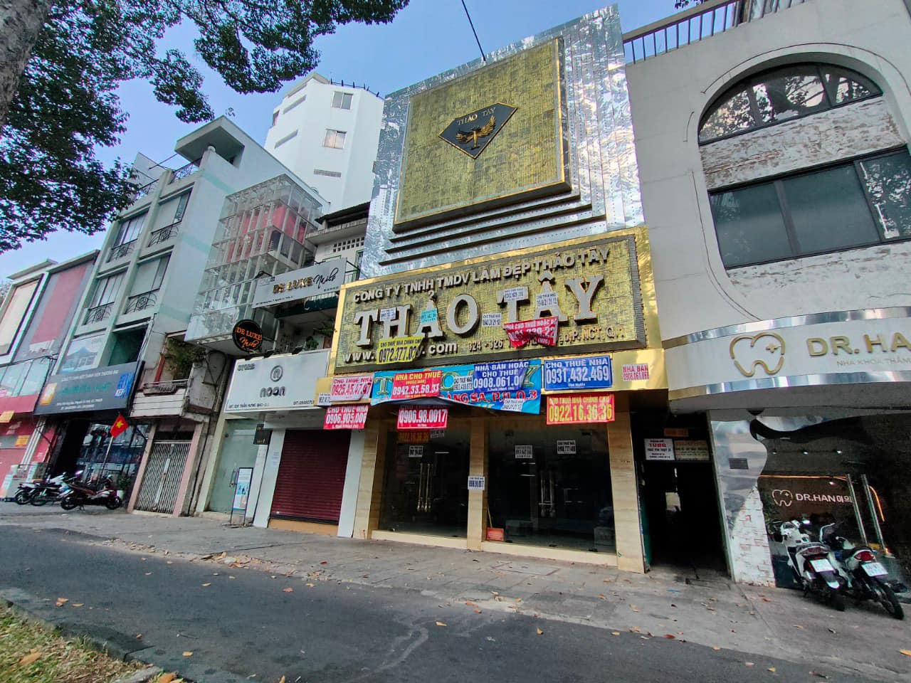 Cho thuê nhà mặt tiền 324 Trần Hưng Đạo,phường nguyễn cư trinh,quận 1-DT:6,6x23m 4 tầng giá thuê 133tr/th có TL