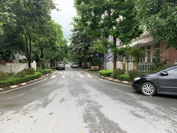 BÁN NHÀ NGÕ 161 HOA LÂM LONG BIÊN, 84M2, 3 TẦNG, MẶT TIỀN 5.3M, 11.8 TỶ