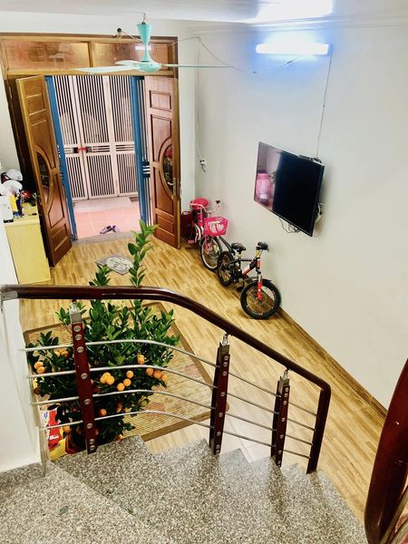 BÁN NHÀ NGÕ 102 VŨ XUÂN THIỀU LONG BIÊN 56M2 - 4 TẦNG - MẶT TIỀN 4.8M - GIÁ 4.125 TỶ