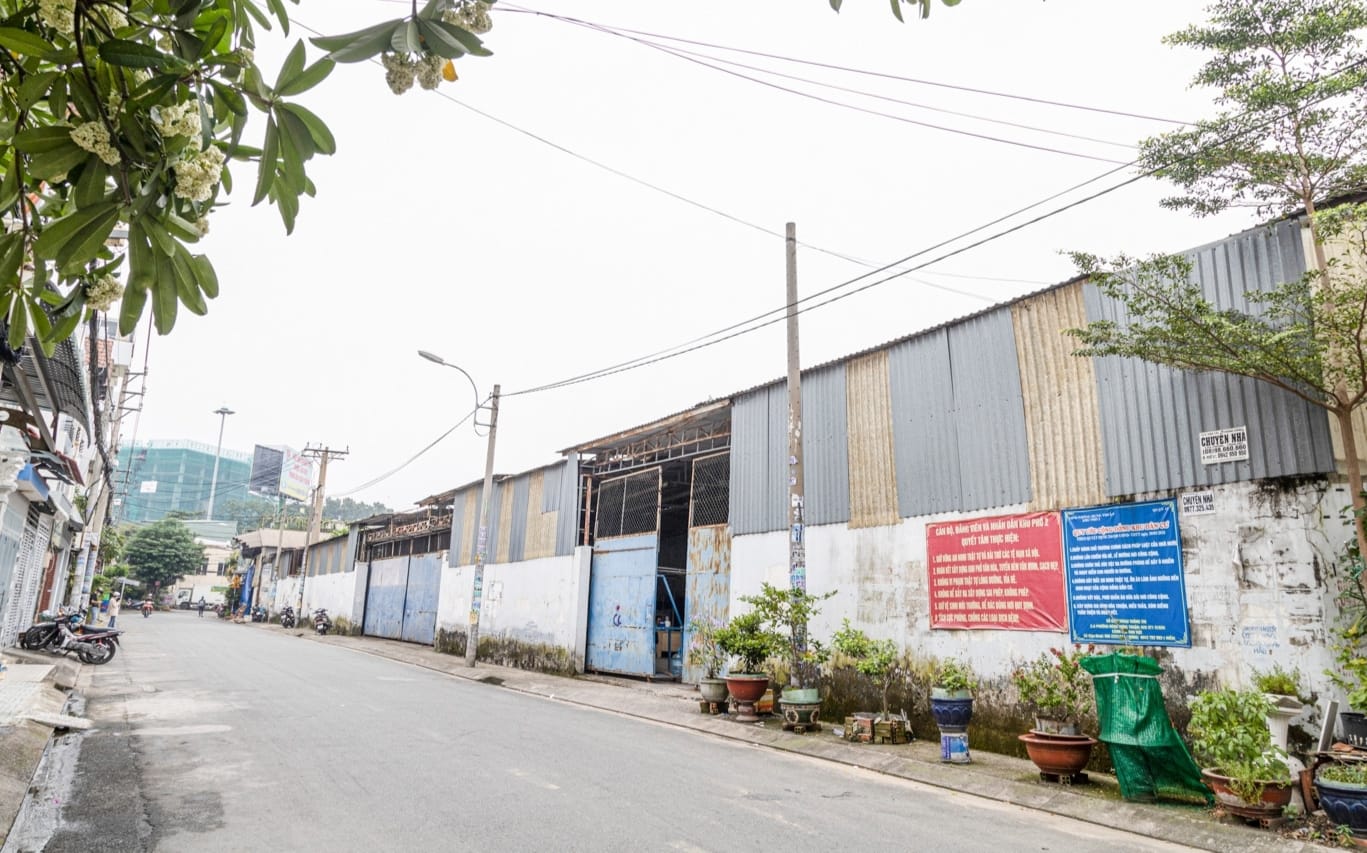 Nhà Xưởng MT- 2563m2- -Đương container - Đông Hưng Thuận - Q12 - 80 tỷ TL