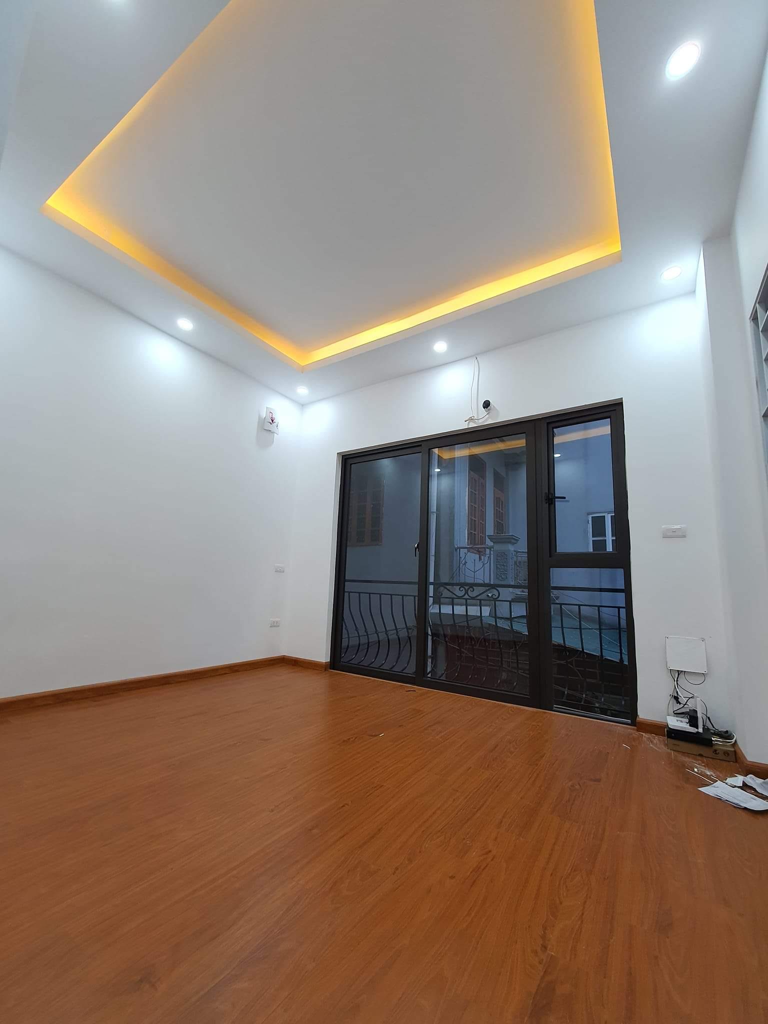 BÁN NHÀ XUÂN ĐỈNH 4.75 TỶ 35M2 5T MT 4M – LÔ GÓC – OTO – GẦN PHỐ - NHÀ ĐẸP – NGÕ THÔNG – KINH DOANH