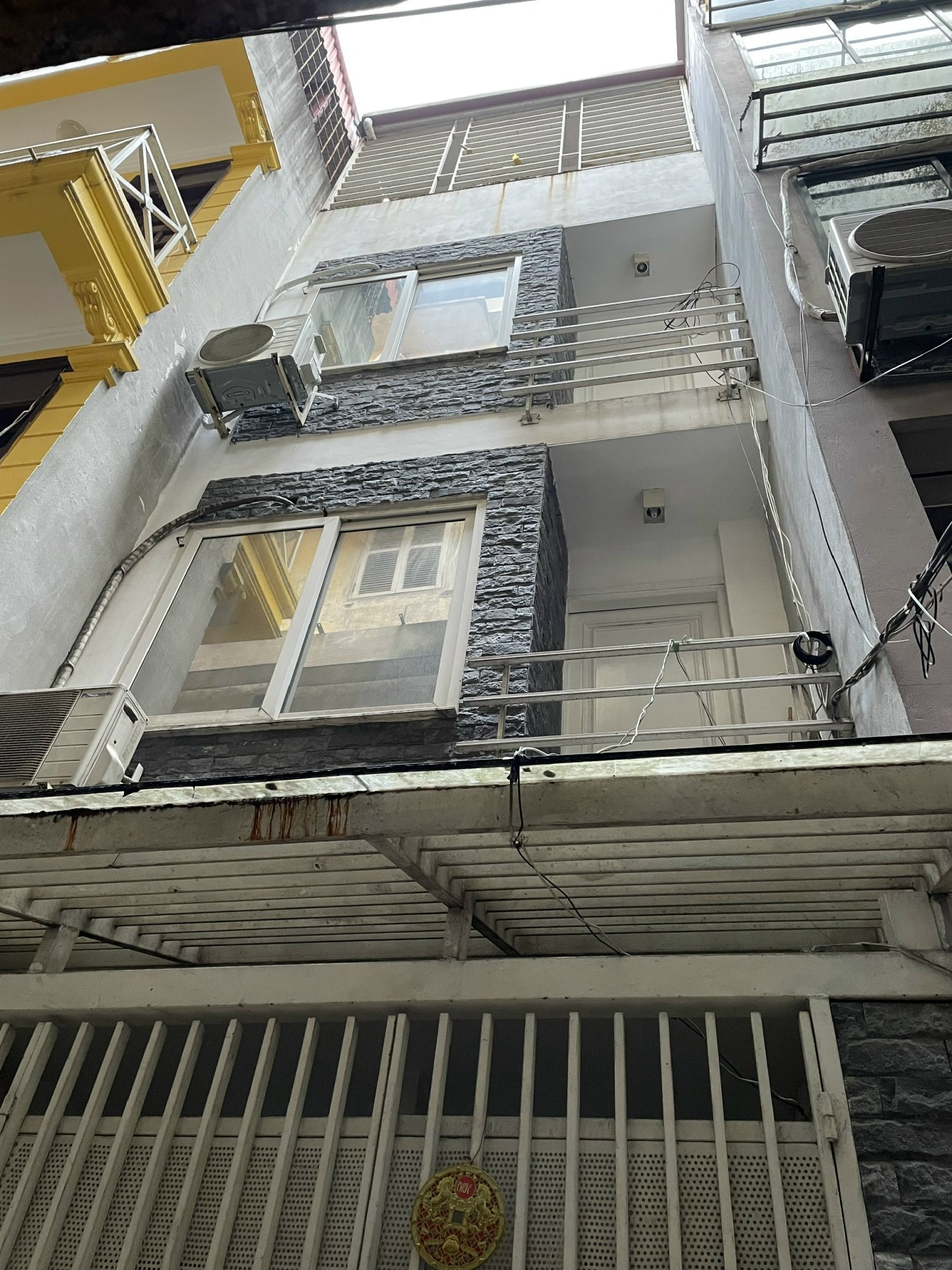 $ TIN TỐT! Bán nhà LÊ DUẪN HN-NHÀ ĐẸP, NGÕ ĐẸP, GẦN PHỐ, GIÁ QUÁ HỢP LÝ- 125TR/M2