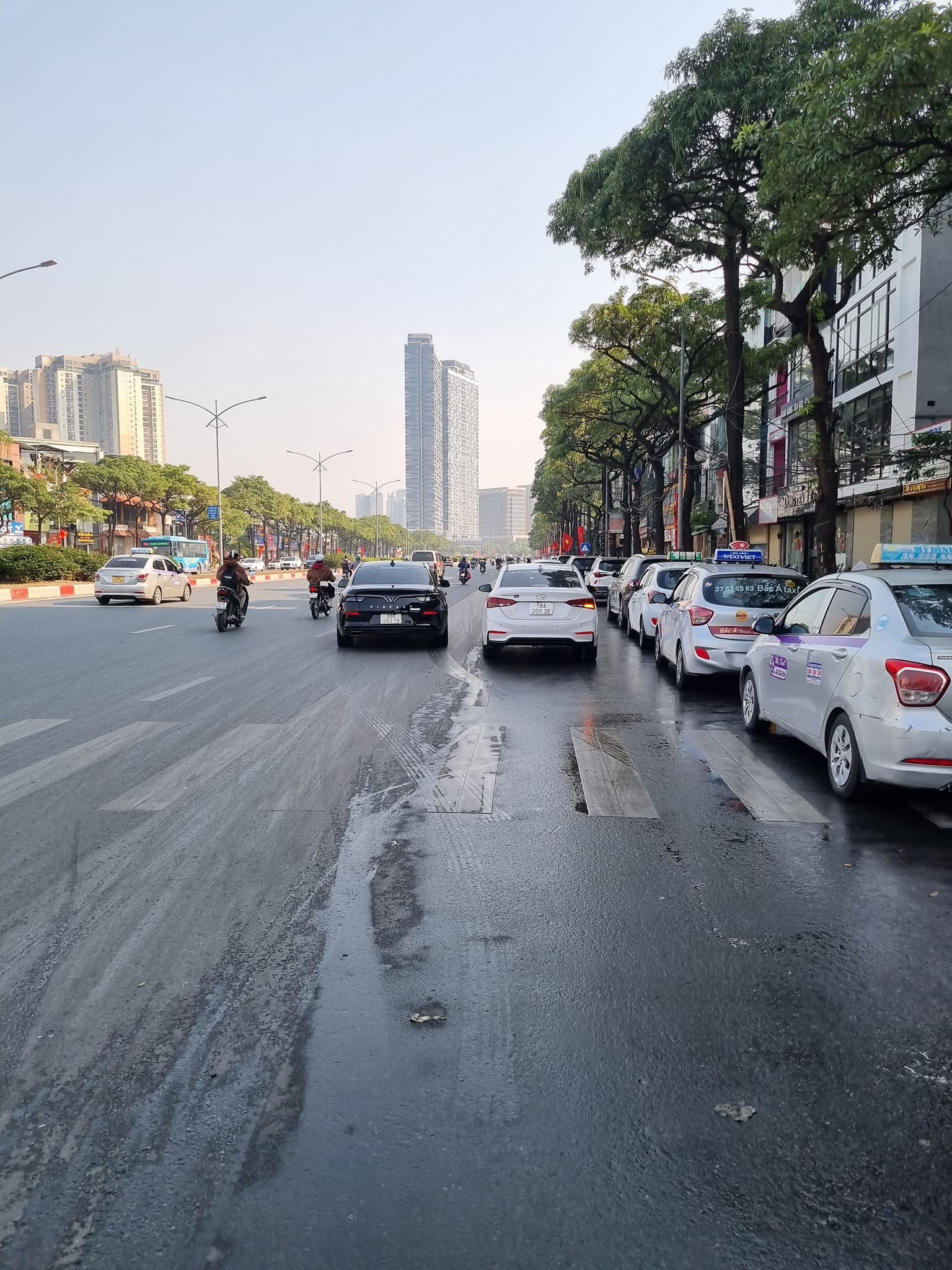 Bán nhà Lê Quang Đạo - Phú Đô, 50m2 x 3 tầng, ô tô, kinh doanh, gần phố, giá 7.5 tỷ