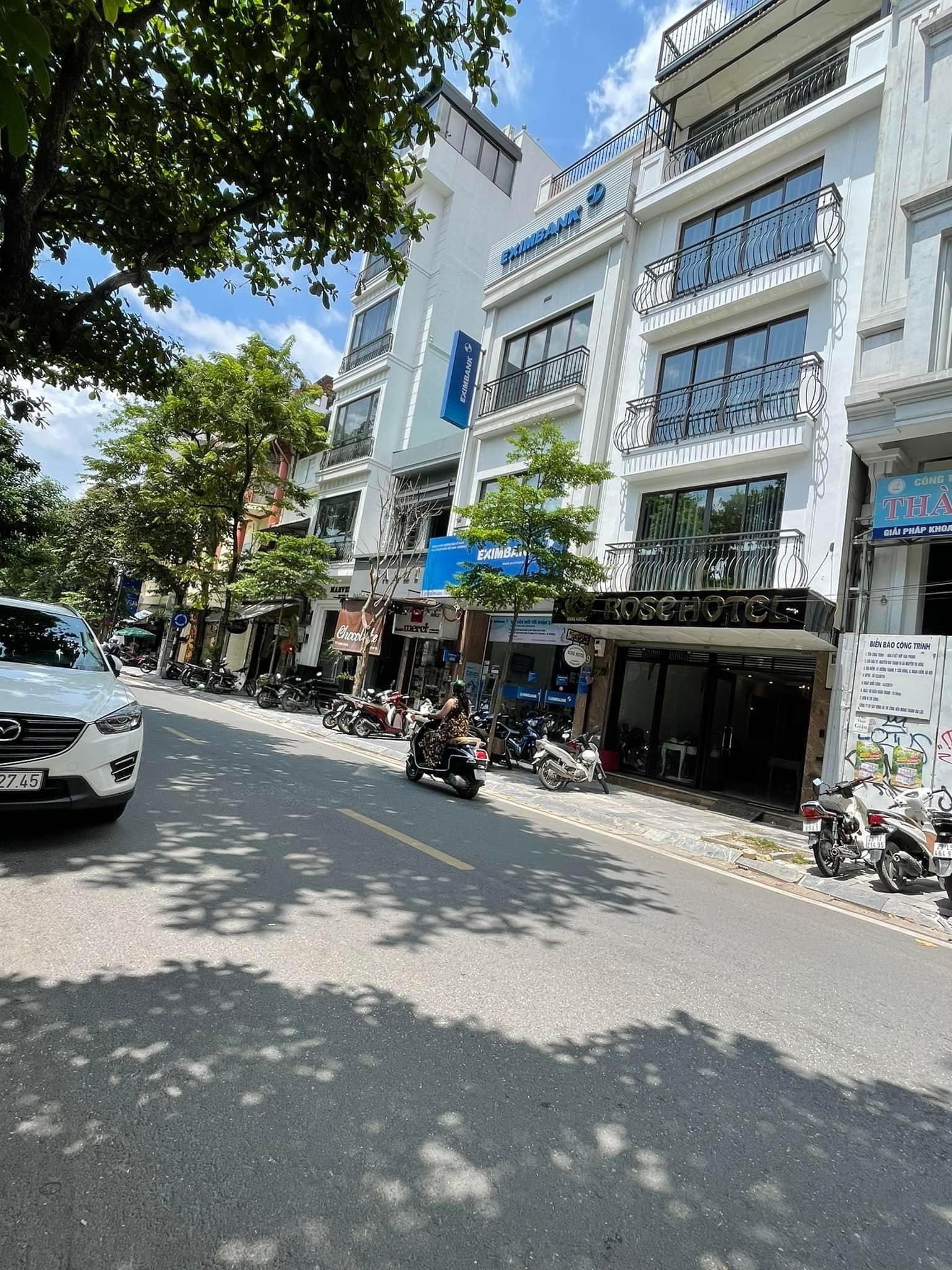 Bán Nhà Mặt Phố Cù Chính Lan 68m2 - 5 tầng - TT Quận Thanh Xuân - 2 Thoáng - Vỉa Hè - ÔTô Tránh