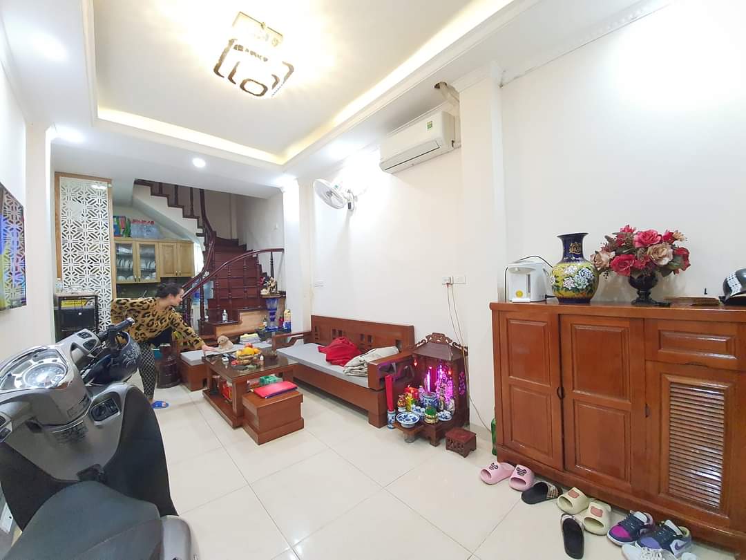 Nhà 5 tầng Nguyễn Trãi, Thanh Xuân 37mx5T ngõ thông, Kinh doanh, nội thát, 3.7 tỷ