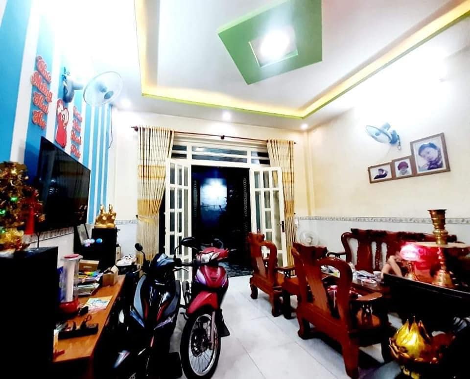 Bán Nhà Tỉnh Lộ 10,Bình Trị Đông B, Bình Tân, 2 Tầng, 75m2 Hẻm Xe Hơi, Chỉ Nhỉnh 4 TỶ,