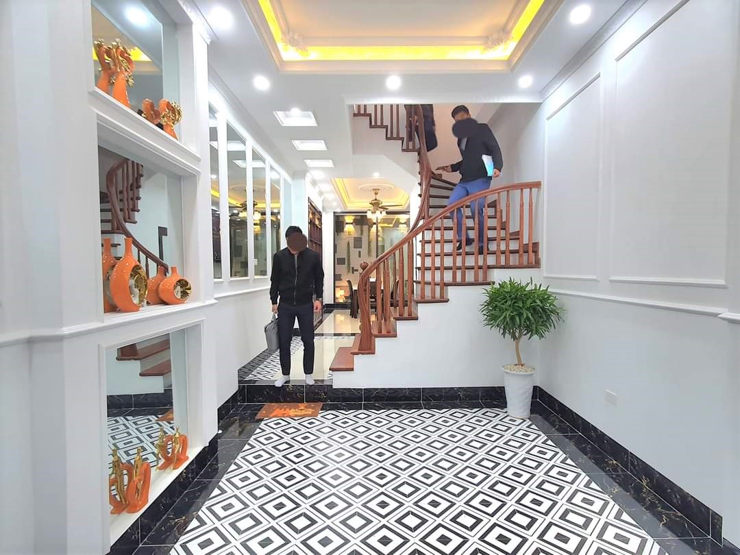 Siêu phẩm Chính Kinh, Thanh Xuân 42m2, 4 tầng, full nội thất, 2 thoáng, giá 4.05 tỷ