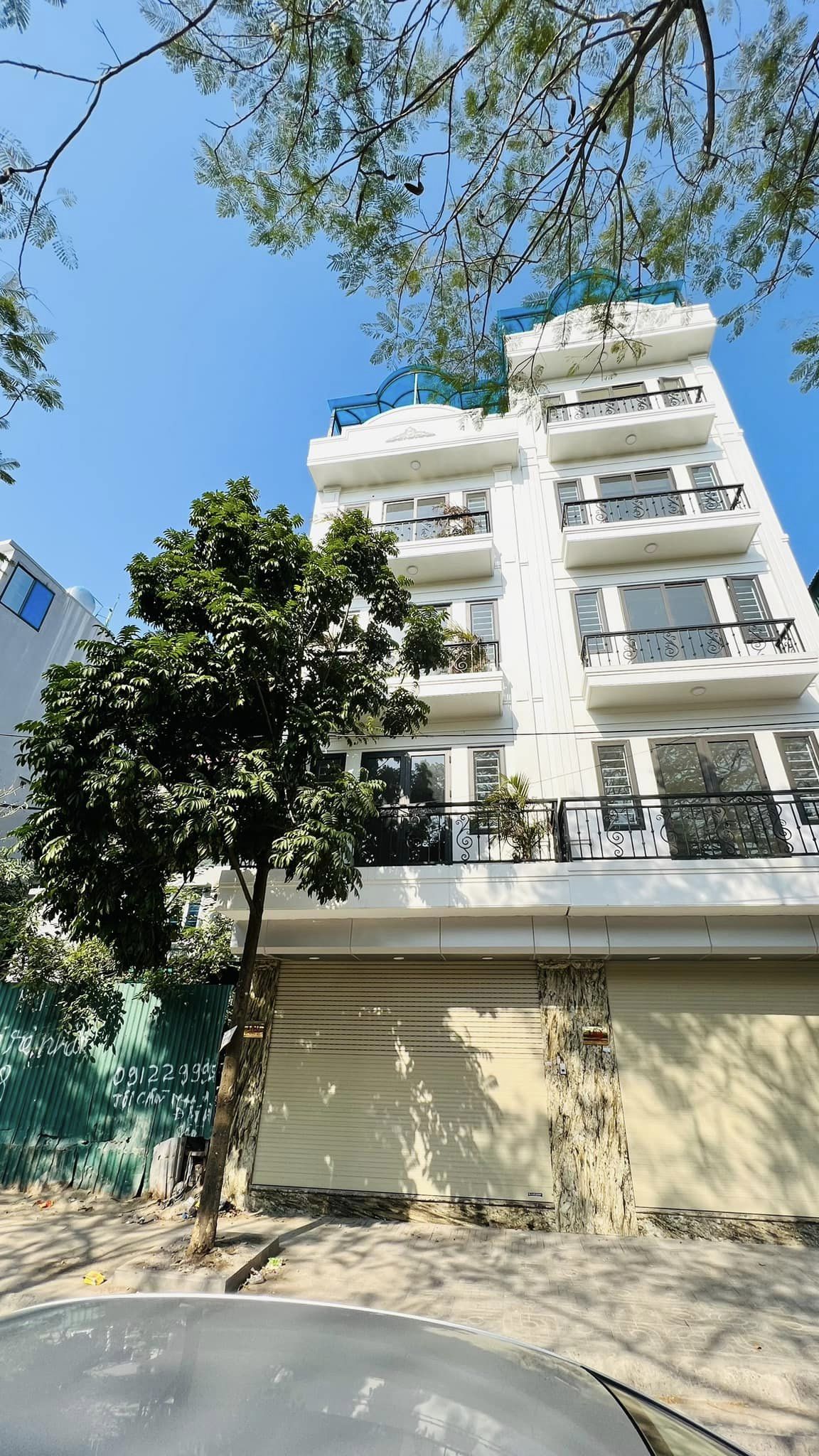 Bán Nhà Trường Chinh 7 tầng thang máy 55m2 mt 5m gara ô tô kinh doanh