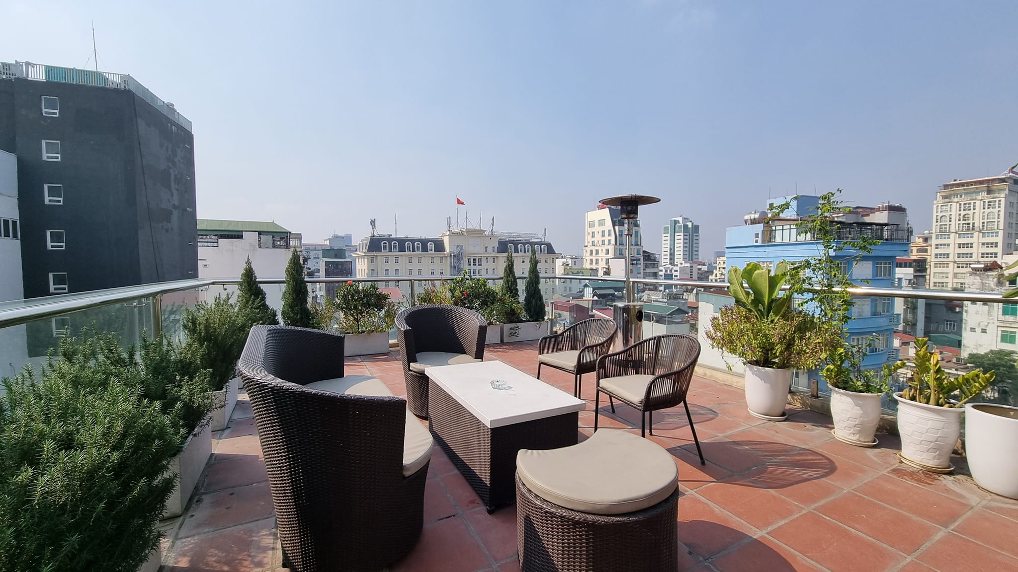 Bán nhà 9 Tầng mặt phố Hoàn Kiếm - Phố Hàm Long -176M2 mặt tiền 5.5M Xây mới 2020