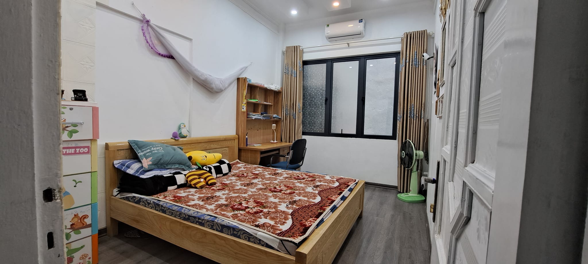 Bán nhà Cầu Giấy, 30m2, 5 tầng, giá 3.6 tỷ