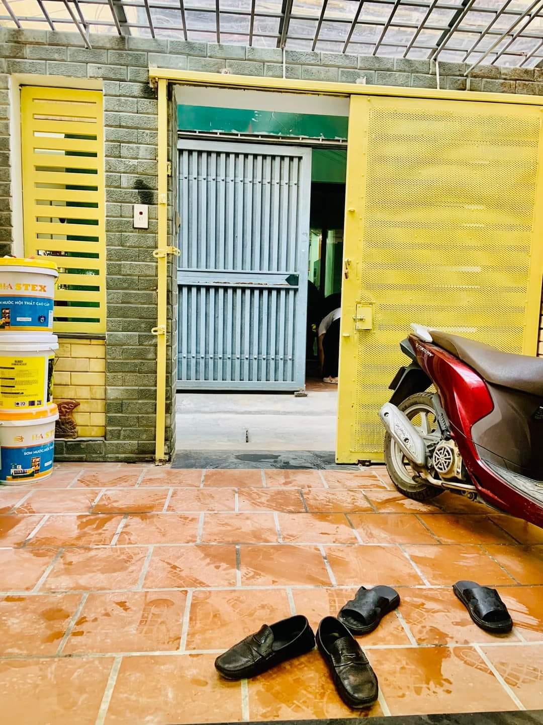 BÁN NHÀ PHỐ KIM MÃ 70M2 4T GIÁ 2,18 TỶ CÓ THƯƠNG LƯỢNG