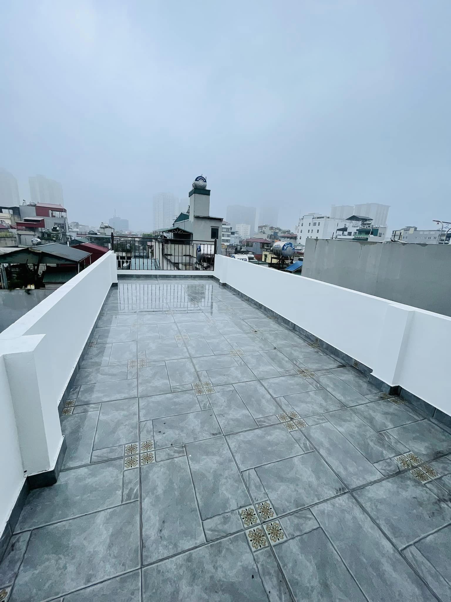 BÁN NHÀ THÁI THỊNH 1 - 12.45 TỶ 50M2 x 7 Tầng – 2 THOÁNG – OTO VÀO NHÀ – GẦN PHỐ - DÒNG TIỀN ỔN ĐỊNH