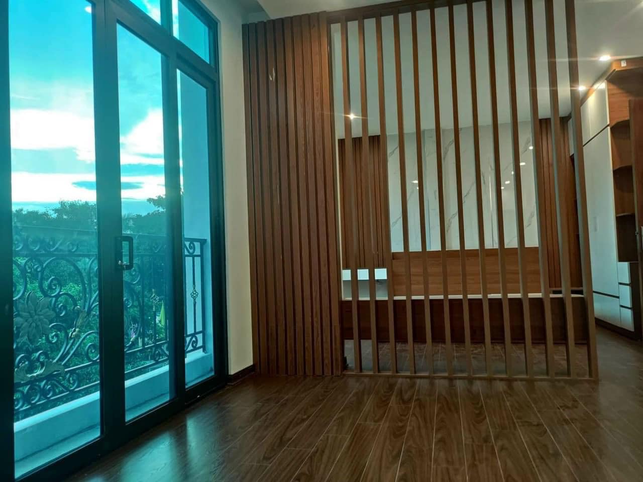 CHÍNH CHỦ CẦN BÁN GẤP NHÀ 5 TẦNG, DT 68M2 -MẶT NGÕ 543 NGUYỄN TRÃI – QUẬN THANH XUÂN, GIÁ CHỈ 7,5 TỶ.