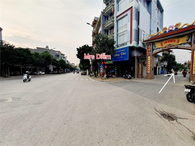 3.050 tỷ. Mrs Diễm cần bán 77.8m đất đẹp Xóm Thượng, Uy Nỗ, Đông Anh.