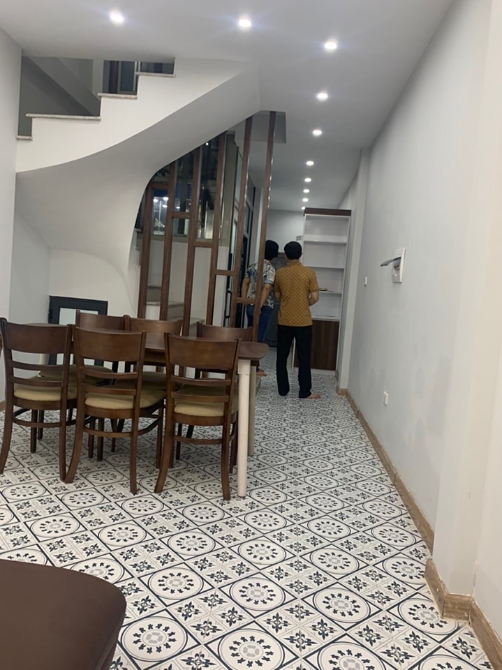 Nhà Mới ở ngay Nguyễn An Ninh Hoàng Mai ô tô nhỏ đỗ cửa Giá: 6.3 tỷ