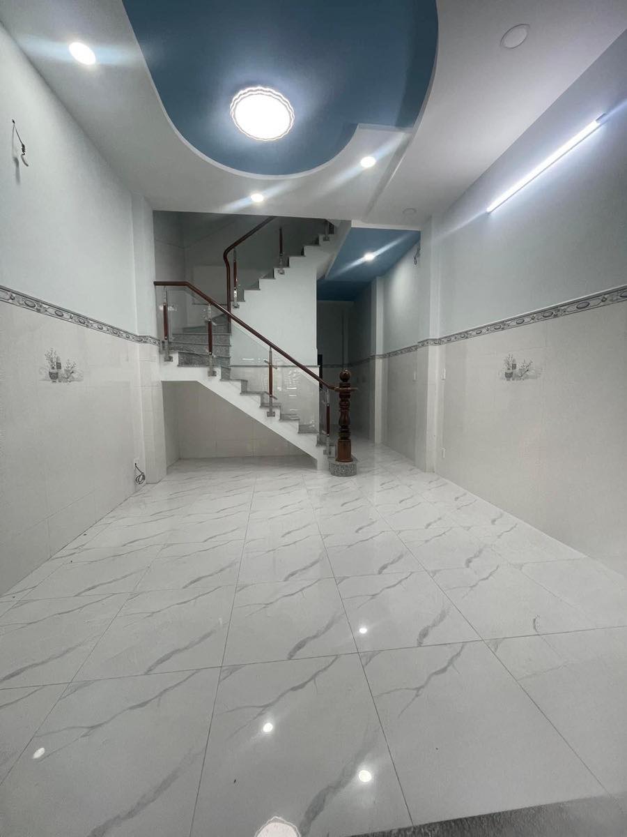 NHÀ 4 TẦNG HẺM XE HƠI SÂN THƯỢNG TRƯỚC SAU GIẾNG TRỜI ĐƯỜNG LÂM VĂN BỀN QUẬN 7