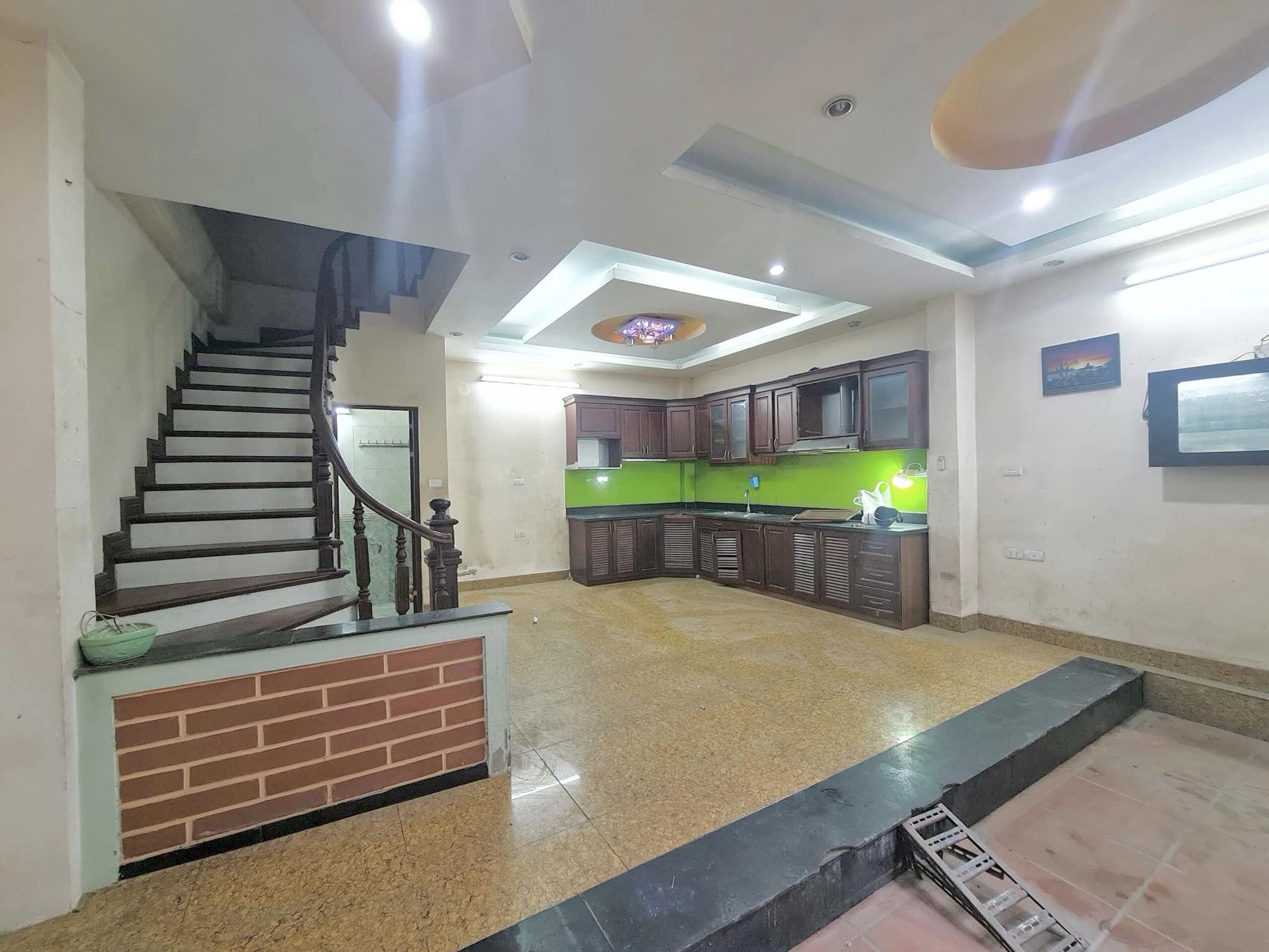 Bán nhà Yên Hòa, Cầu Giấy 50m2 5tầng MT5m,Phân lô thiết kế hiện đại, cạnh phố