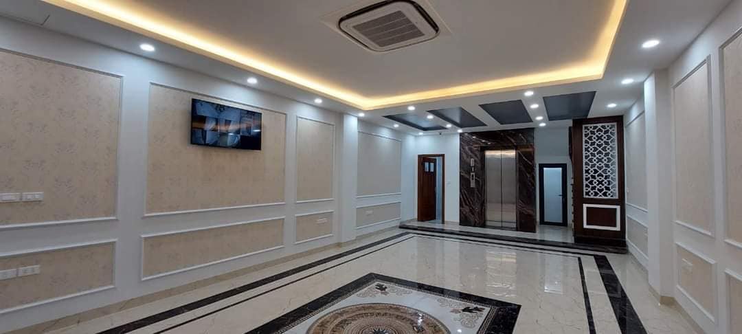 BÁN NHÀ PHỐ ĐỖ QUANG, 7 TẦNG THANG MÁY, Ô TÔ TRÁNH, THÔNG SÀN KINH DOANH.