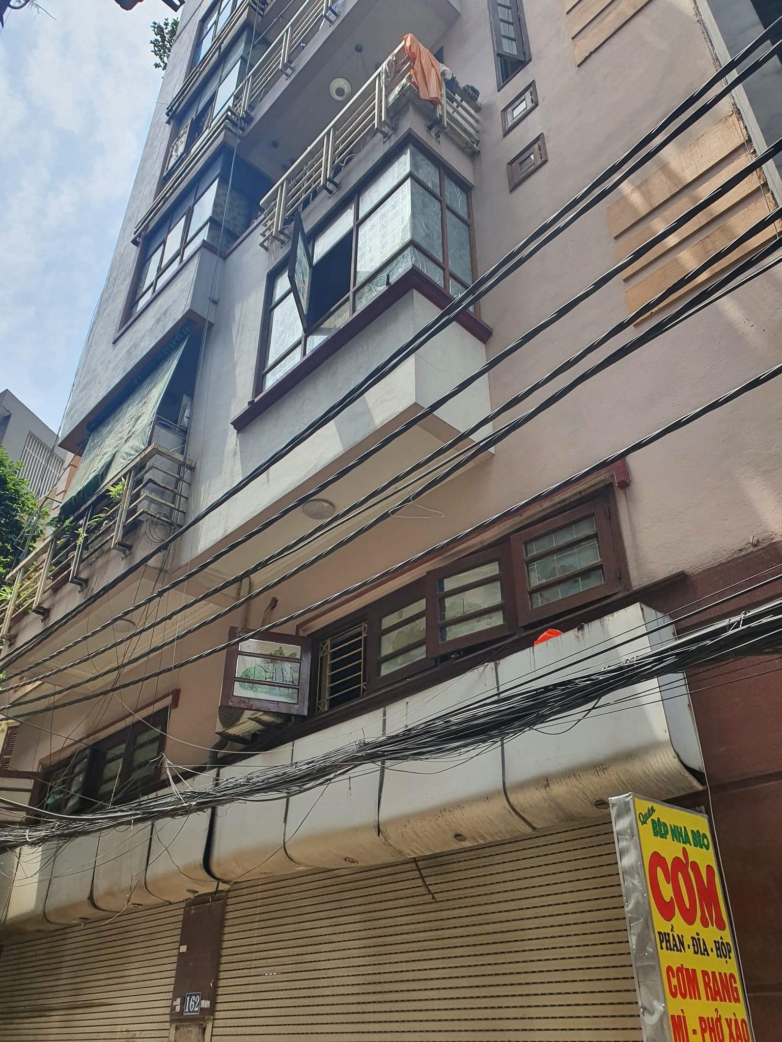 CẦN BÁN CCMN 76M 8 TẦNG 16,7 TỶ Ô TÔ TRÁNH - 2 MẶT NGÕ - BA MẶT THOÁNG.