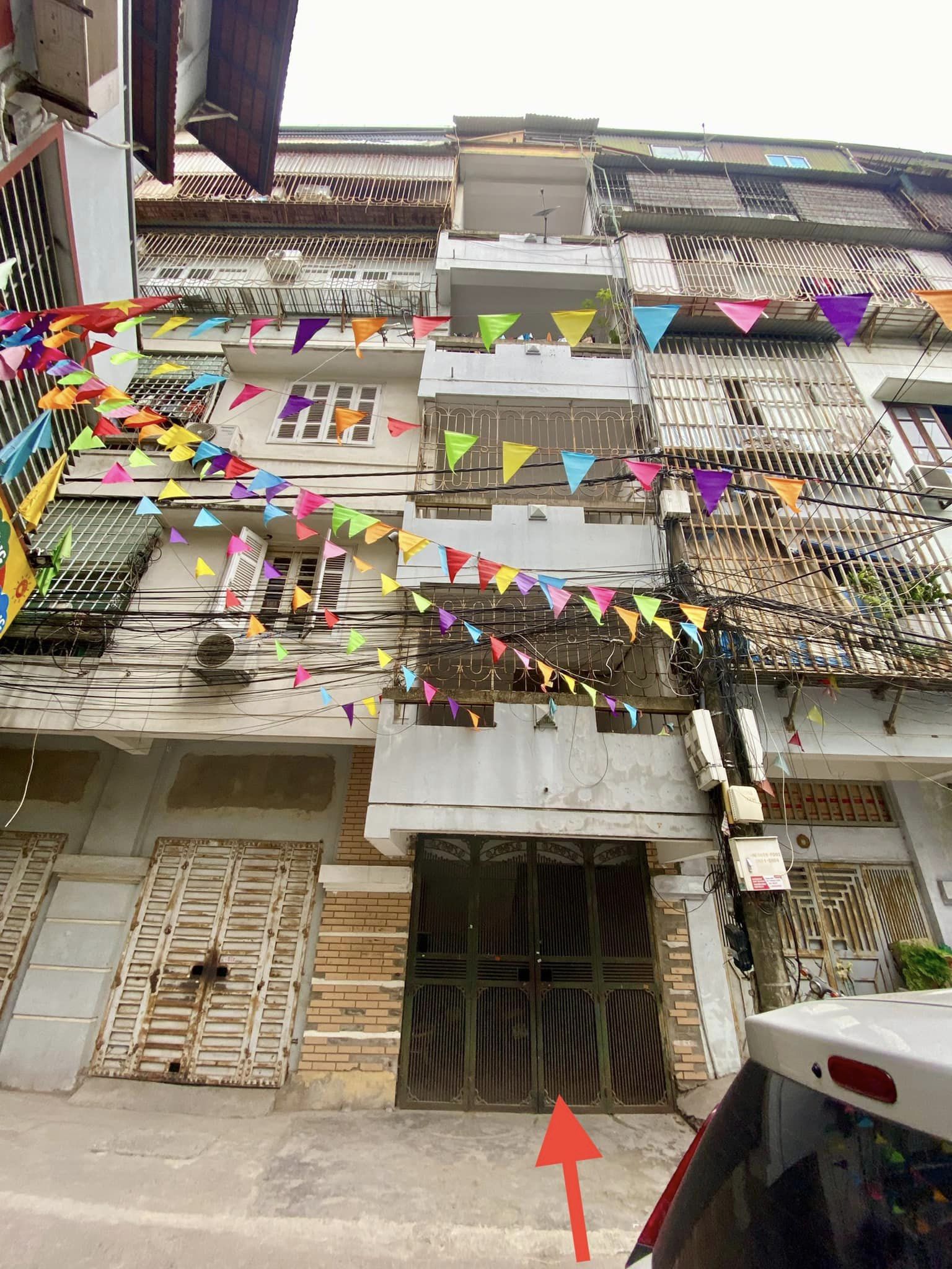 Bán căn hộ tập thể Khu D Đại học Thương Mại, 70m2, 1.95 tỷ