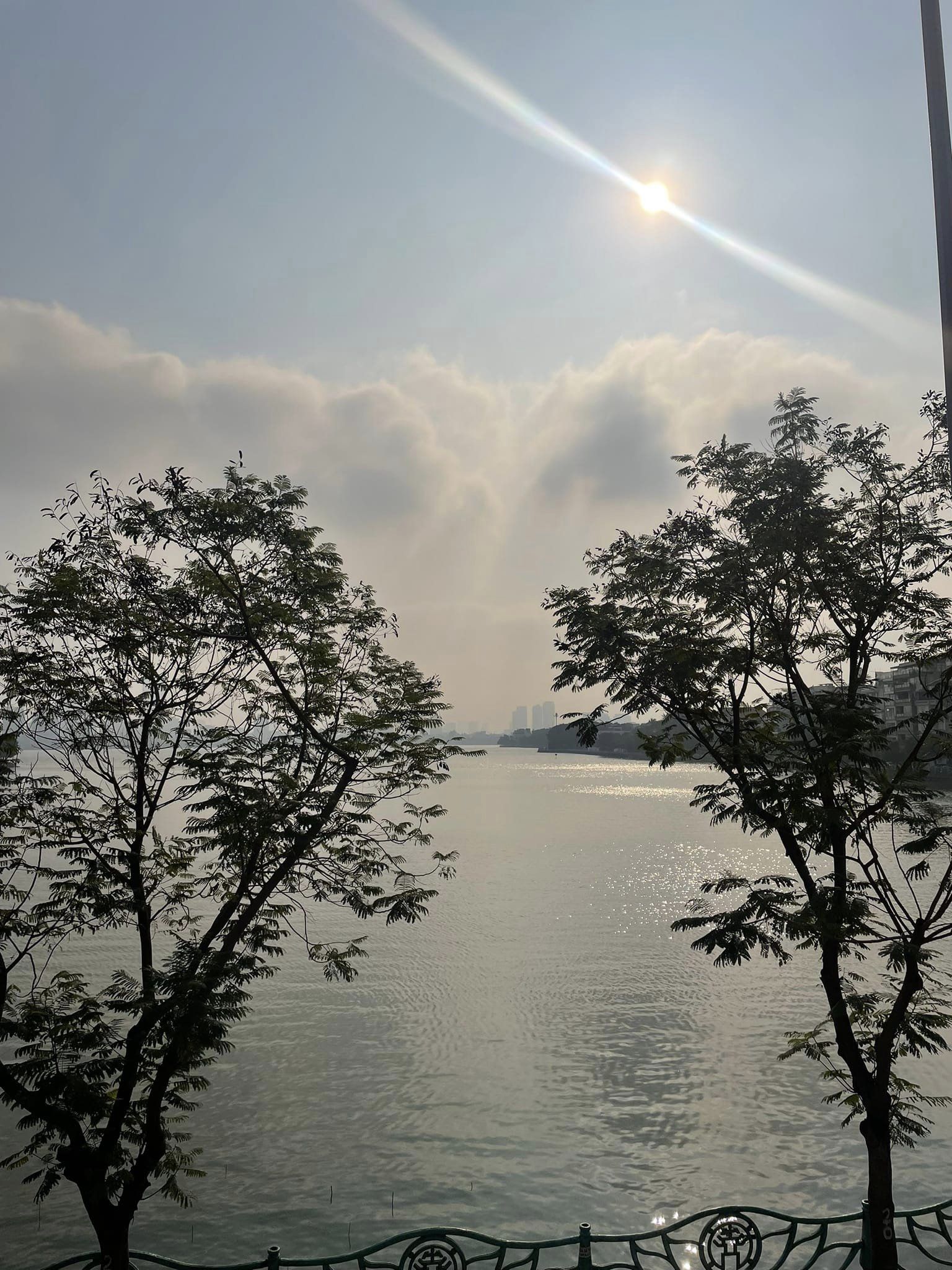 Bán Nhà Mặt phố Nhật Chiêu 295M2 Mặt tiền 4,8M-View Toàn Hồ Tây -120 Tỷ