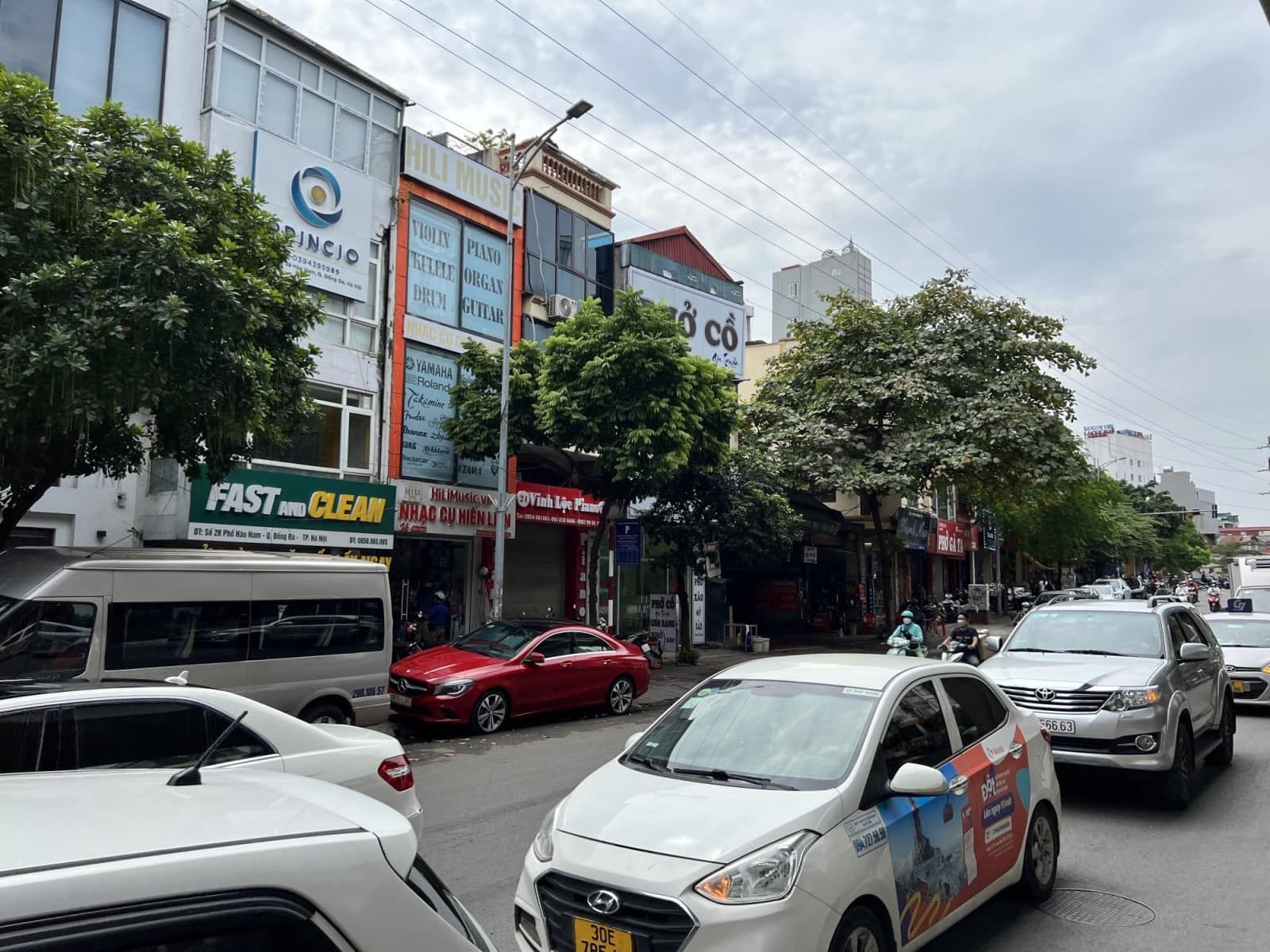 CHÍNH CHỦ BÁN NHÀ MẶT PHỐ HÀO NAM DIỆN TÍCH 50M2, KINH DOANH GIÁ TRỊ, VỈA HÈ RỘNG, Ô TÔ DỪNG ĐỖ VIP ĐỐNG ĐA