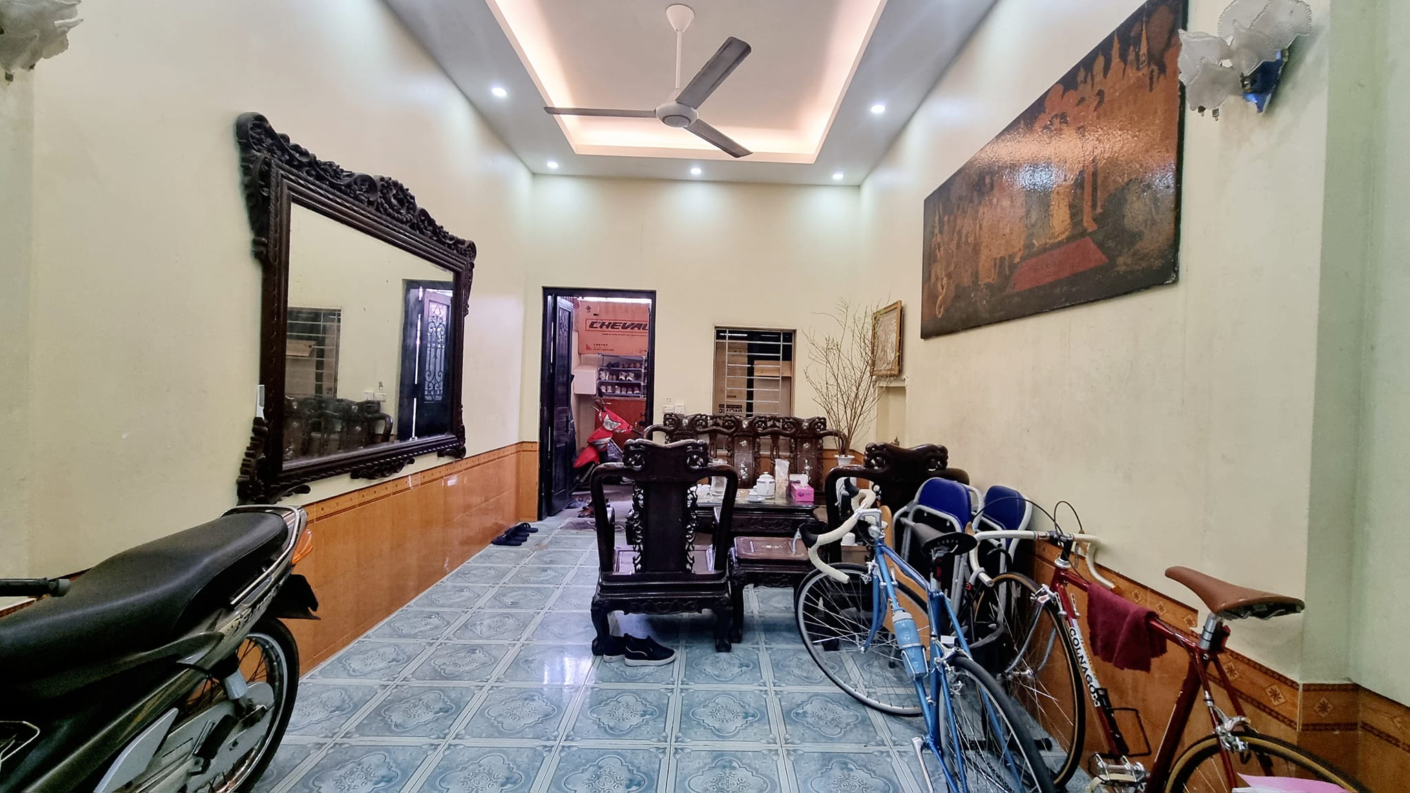 BÁN NHÀ GẤP 56M 3PN 5,75 TỶ TRUNG KÍNH NHÀ ĐẸP LONG LANH