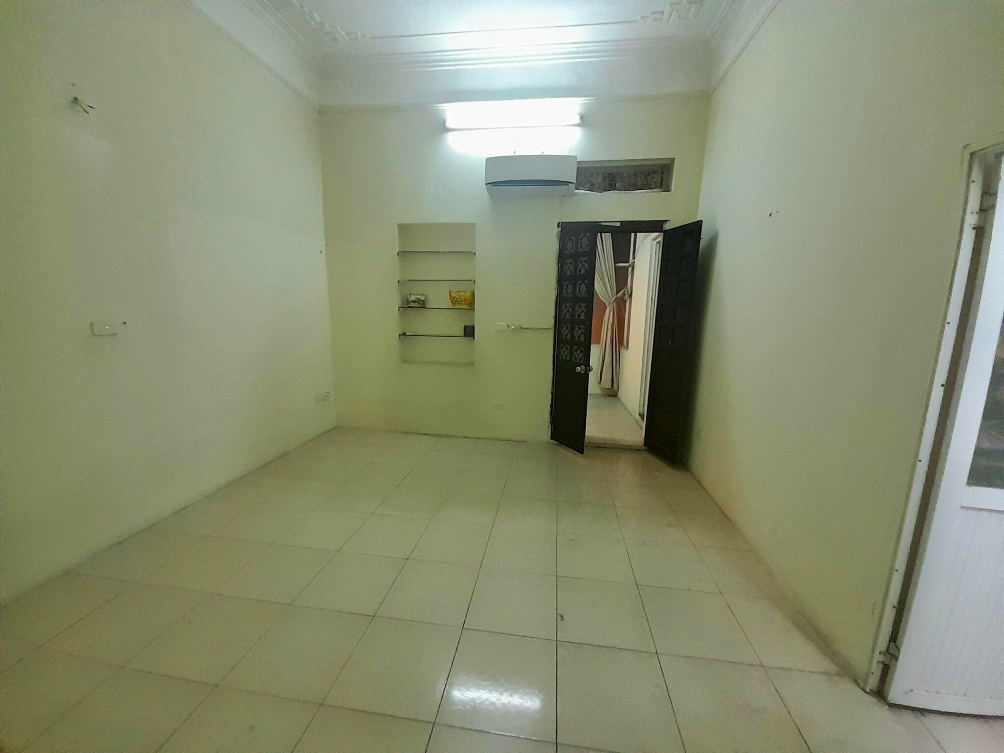 40m XÂY 3 TẦNG GIÁ 3TY TRẦN KHÁT CHÂN HAI BÀ TRƯNG