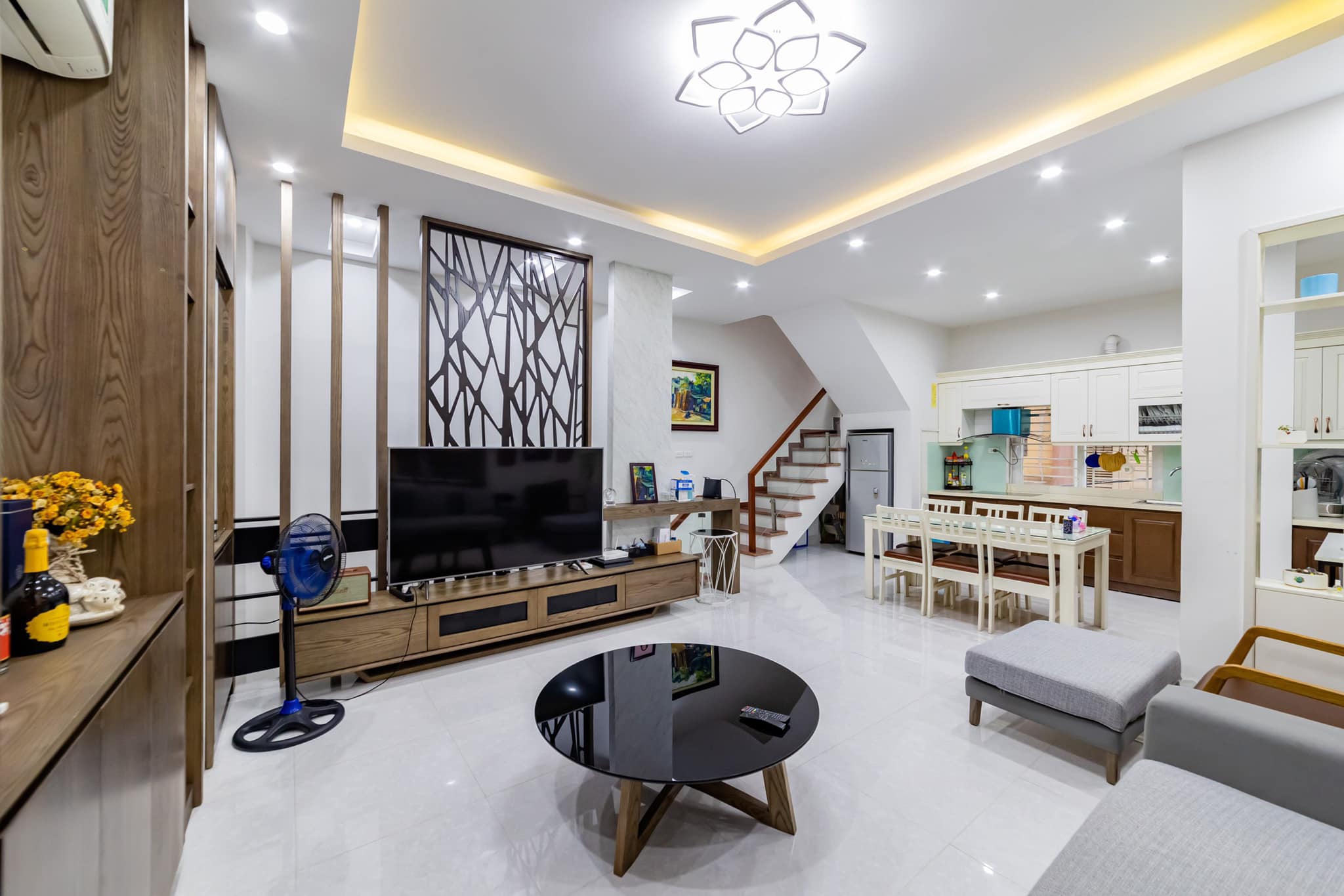 CHÍNH CHỦ CẦN BÁN GẤP NHÀ XÂY MỚI 5 TẦNG, MẶT NGÕ 263 NGUYỄN TRÃI – QUẬN THANH XUÂN, GIÁ CHỈ 9,8 TỶ