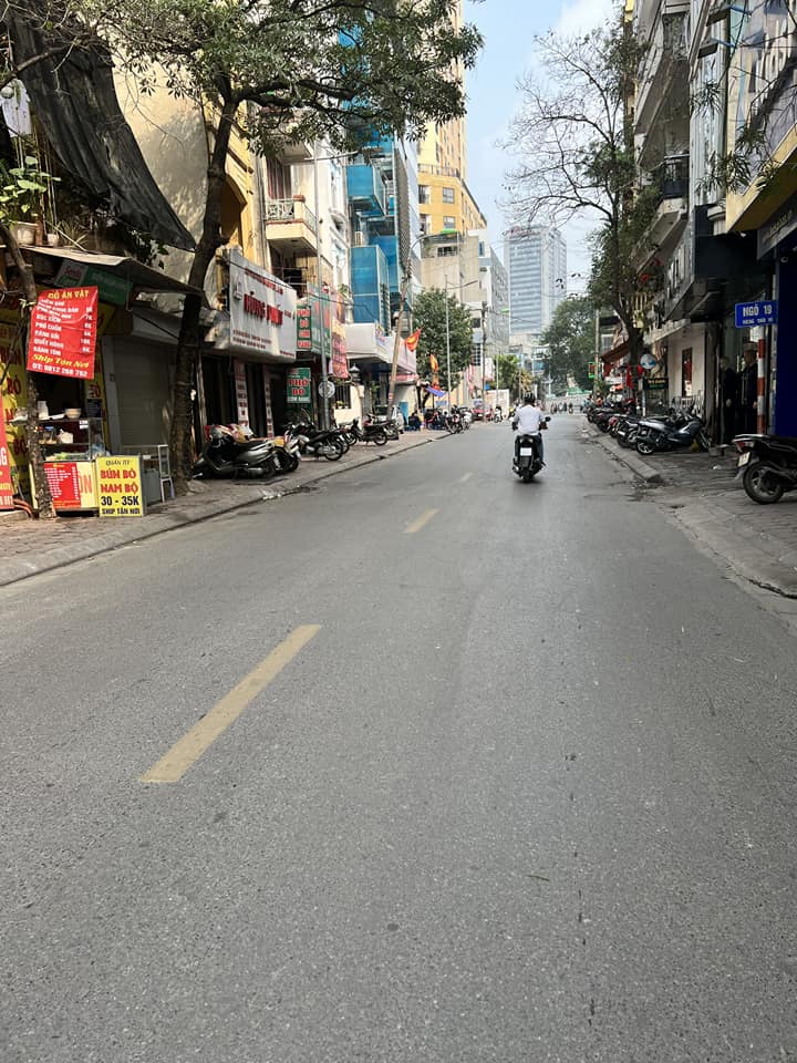 Bán nhà 7T mặt phố Vương Thừa Vũ, Thanh Xuân, Lô góc, KD, thang máy
