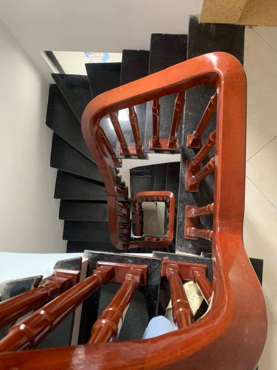 Bán Nhà Minh Khai, Hai Bà Trưng. 6 tầng thang máy,