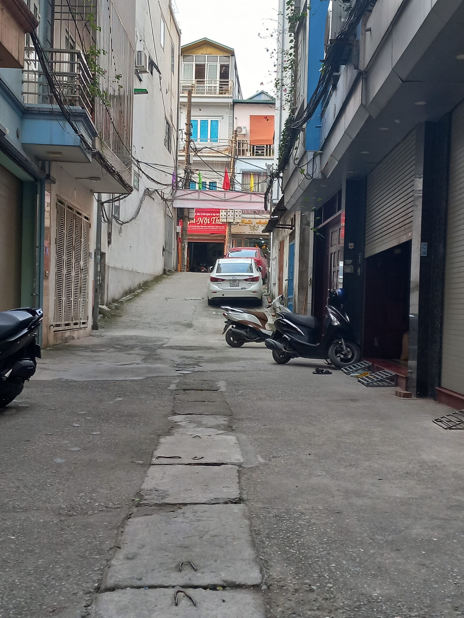 Siêu Phẩm_ Bán nhà riêng rẻ đẹp Hoàng Công Chất, Bắc Từ Liêm, Ô tô tránh, KD VP 40m2 5T 6tỷ